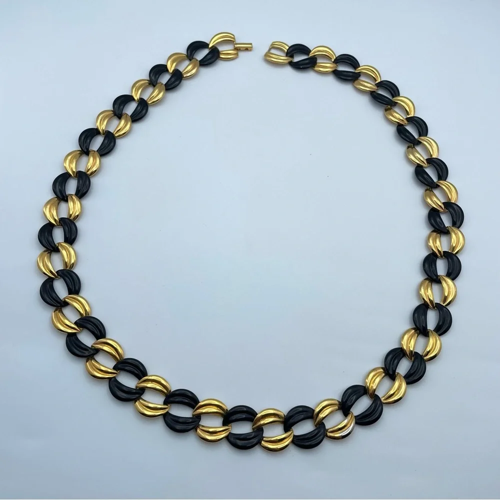 Stunning Vintage Black & Gold Interlocking Link Necklace 24” Statement